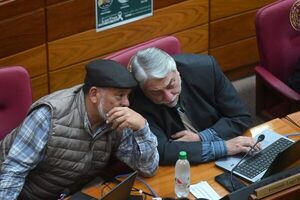 Lugo y Sixto encabezarían lista de senadores de la Concertación - Política - ABC Color