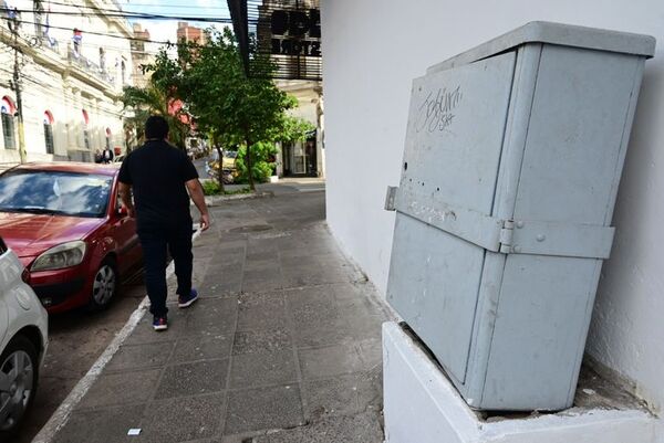 Robo de cables dejó a 6.000 usuarios de Copaco sin servicio - Nacionales - ABC Color