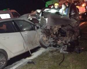 Crónica / Tres paraguayos mueren en un accidente vai en ruta curepa