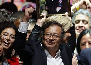 Colombia vislumbra un periodo de cambios con la llegada de Petro al poder - Mundo - ABC Color