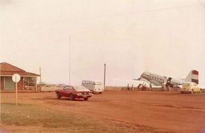 El legendario DC 3 de TAM y el viejo aeropuerto en el recuerdo - Radio Imperio
