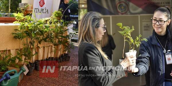 ENTREGA DE PLANTINES POR EL DÍA NACIONAL DEL ÁRBOL