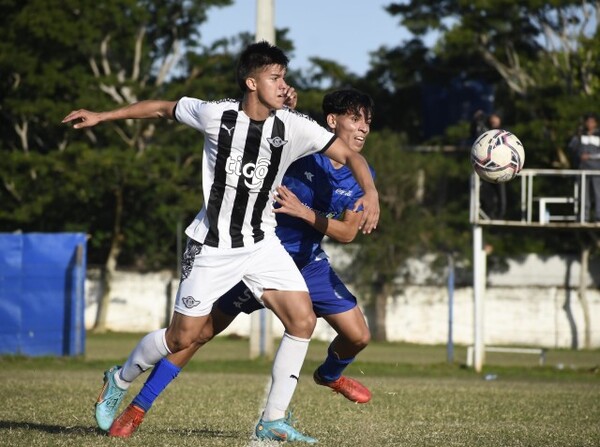 Sub 18: cuatro victorias y un empate en la fecha 20 - APF