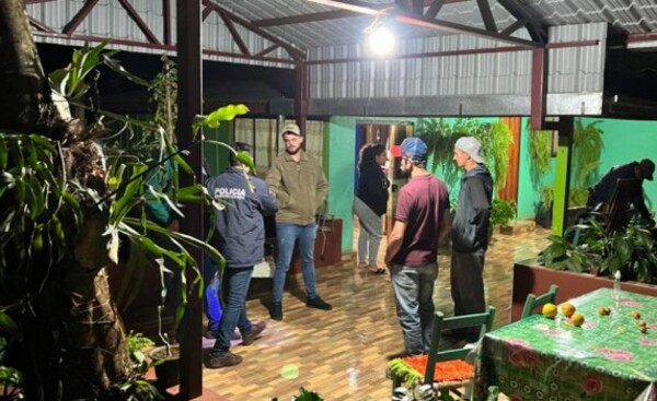 Pareja fue maniatada y encerrada durante un asalto domiciliario