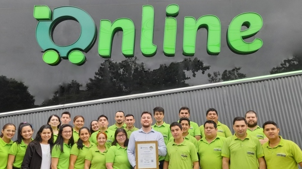 Superseis recibe premio eCommerce Award Paraguay 2022