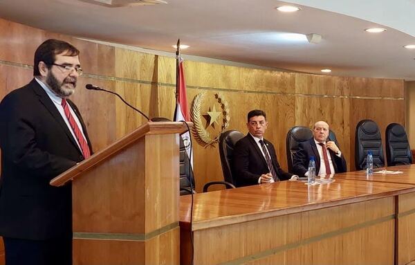 Diario HOY | A 30 años de la Constitución Nacional Paraguaya, aún falta un largo camino