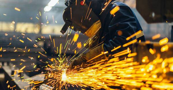 La Nación / Metalúrgicos reportan bajas ventas
