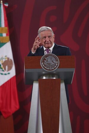 López Obrador avisa que frenazo económico en EEUU afectaría remesas a México - MarketData