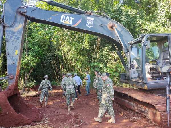 Armada Paraguaya destruye puertos clandestinos en Canindeyú - .::Agencia IP::.