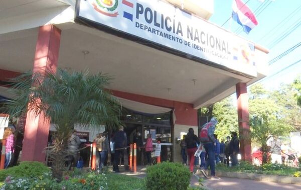 Identificaciones investiga denuncia de supuesta clonación de cédula - Nacionales - ABC Color