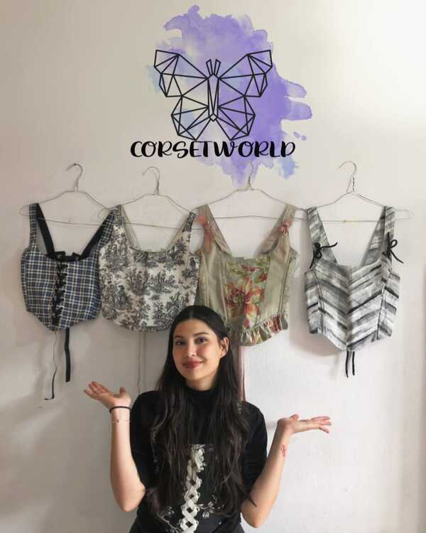 Diseñadora impulsa vuelta icónica del corsé | Emprendedores | 5Días