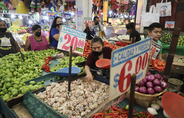 Actividad económica de México retrocede un 0,3 % en mayo - MarketData