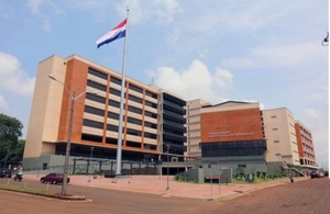 Condenan a dos mujeres por perjuicio a reserva natural de Itaipu - Noticde.com