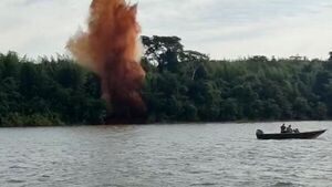 Armada destruye más de 10 puertos clandestinos en Canindeyú