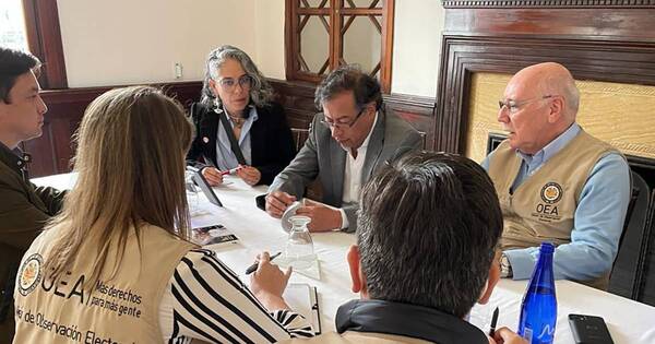 La Nación / Misión de Observadores Electorales celebra la participación ciudadana en elecciones de Colombia