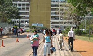 Tras polémica por pago fraccionado de maternidad, el IPS sacó un comunicado