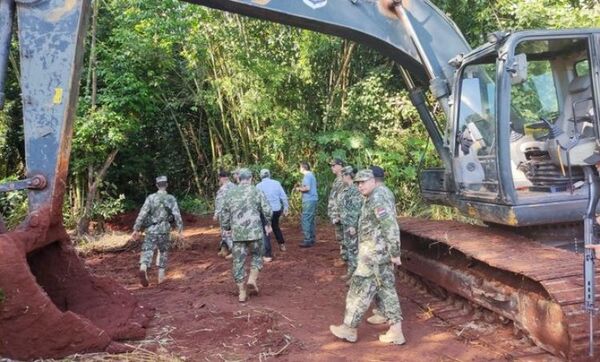 Armada destruyó 10 puertos clandestinos utilizados por contrabandistas en Canindeyú