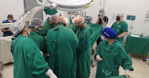 La Nación / Clínicas realizó jornada de cirugías traumatológicas a pacientes infectados