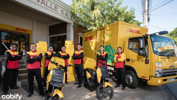 DHL se propone electrificar el 100% de su logística (en Paraguay ya logró el 27%)