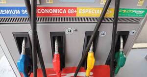 La Nación / Amplían reducción del impuesto a combustibles