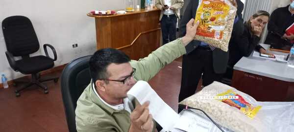 Concejal revela que cereales comprados por Gobernación tiene 300% de sobrecosto - La Clave