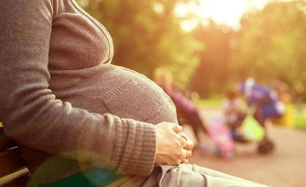 IPS abonará subsidio por maternidad en forma mensual