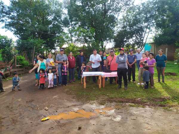 Familias asentadas en el Verbo Divino piden solución a la problemática