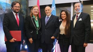 Invitado por la UPAP, el doctor Avilés participó de varias actividades