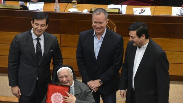 Hermana Regina pide más centros de rehabilitación en vez de cárceles
