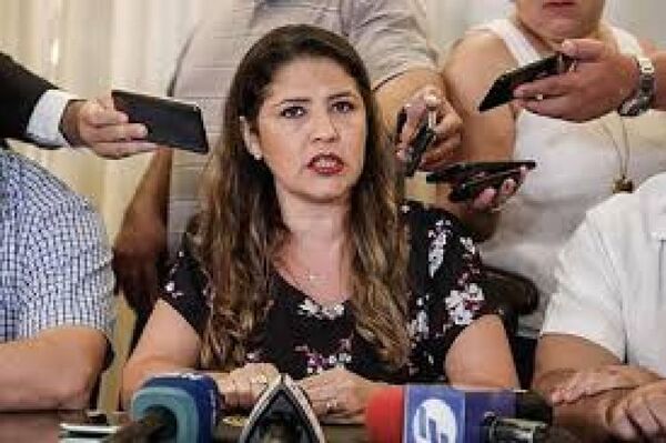 Cecilia Pérez cuestionó el blanqueamiento de varios guardiacárceles sometidos a sumarios