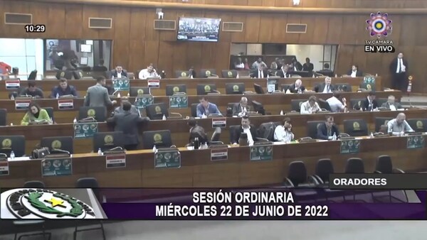 Con coplas de San Juan, diputados reclaman por crimen organizado y ollas populares