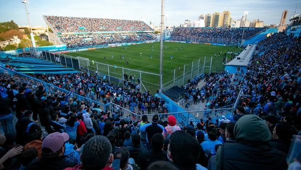 Diario HOY | Hombre tiene prohibida la entrada a la cancha por no pagar la cuota alimentaria de su hijo