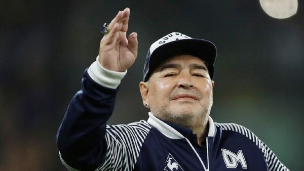 Elevan a juicio oral la causa por la muerte de Maradona