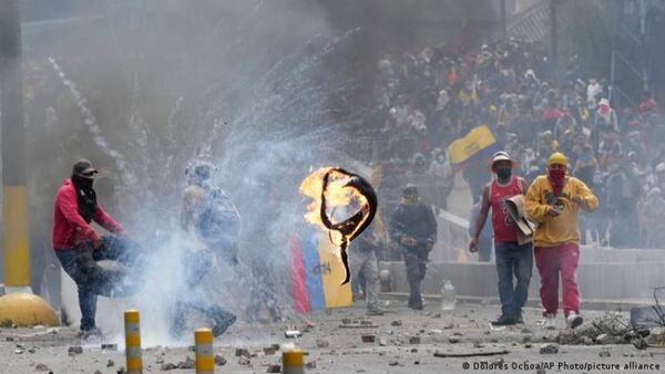 Protestas indígenas en Ecuador dejan 18 policías desaparecidos tras ataque