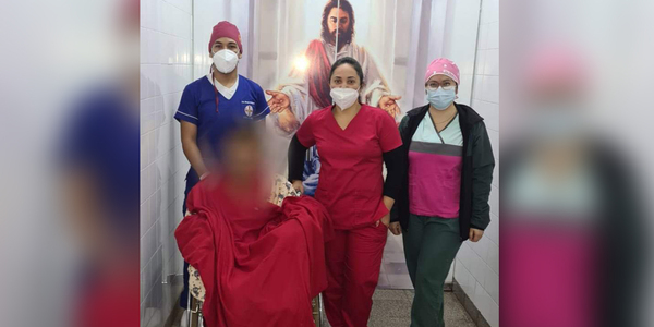 EQUIPO MÉDICO DEL HRE SALVÓ LA VIDA DE UN JÓVEN QUE RECIBIÓ UNA PUÑALADA CERCA DEL CORAZÓN