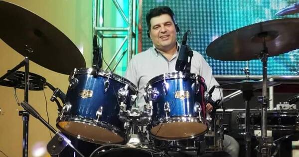 La Nación / César Cipolla presenta su segundo libro sobre percusión