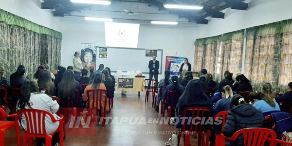 ALIANZA SENAD Y MINISTERIO DE LA NIÑEZ LLEVA CAPACITACIÓN A ESCUELAS