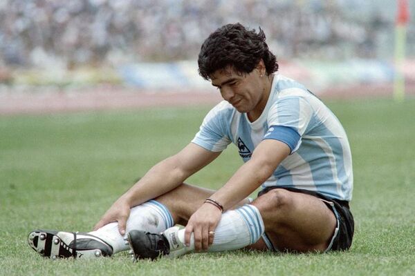 Argentina celebra su Día del Futbolista en honor al gol del siglo de Maradona - Fútbol Internacional - ABC Color