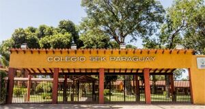 CASO SEK: Los abusadores continúan yendo al colegio