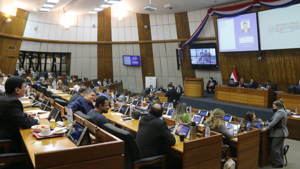 Diputados propusieron al MIC como regulador de Tabacaleras | Análisis Macro | 5Días
