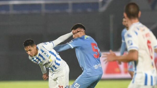 12 de Octubre rompe su mala racha