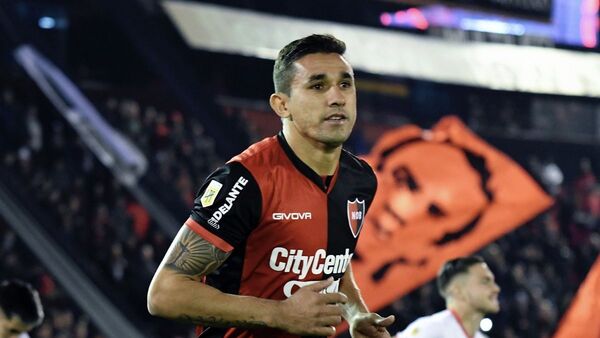El gran momento de Gustavo Velázquez
