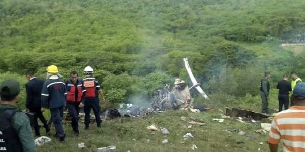 Al menos seis muertos en un accidente aéreo en Venezuela