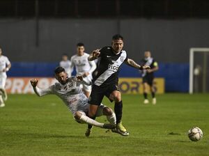 Nacional 1-Olimpia 1: El Decano queda dormido en el recreo - Fútbol - ABC Color