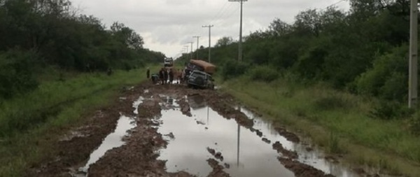 Cierran Puente Remanso en exigencia de asfalto en Ruta 12 - PARAGUAYPE.COM