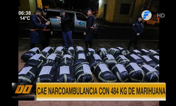 Cae narcoambulancia con 484 kilos de marihuana en Itapúa | Telefuturo