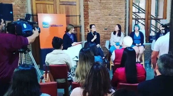 Presentan premio Itaú de Cuento Digital “Escribir es vivir para siempre” - .::Agencia IP::.