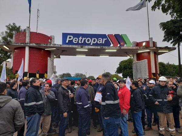 Conflicto en puerta en Petropar - Nacionales - ABC Color