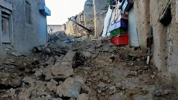 Un terremoto de magnitud 5,9 en Afganistán deja más de 1.000 muertos