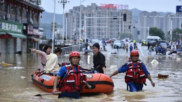 Miles de personas fueron evacuadas en China a causa de las fuertes inundaciones